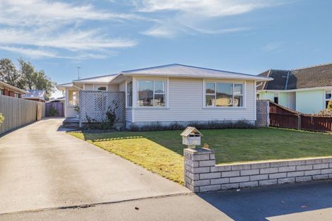 Photo of property in 29 Bickerton Street, Wainoni, Christchurch, 8061