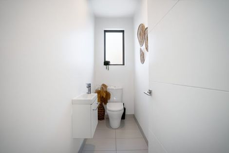 Photo of property in 18 Brampton Drive, West Melton, 7618