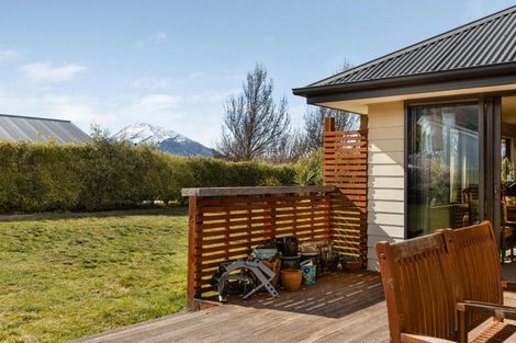 Photo of property in 34 Ash Avenue, Albert Town, Wanaka, 9305