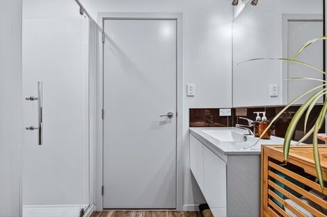 Photo of property in 18 Rangikatea Road, Omori, Turangi, 3381