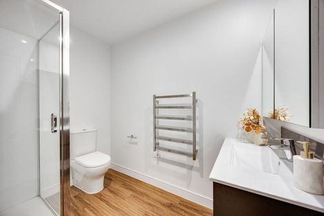 Photo of property in 74 Glidepath Road, Hobsonville, Auckland, 0616
