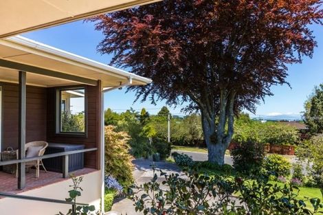 Photo of property in 64 Chesham Avenue, Waipahihi, Taupo, 3330
