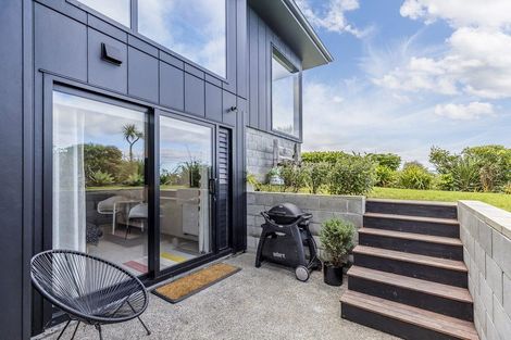 Photo of property in 14 Alexandra Road, Roseneath, Wellington, 6021