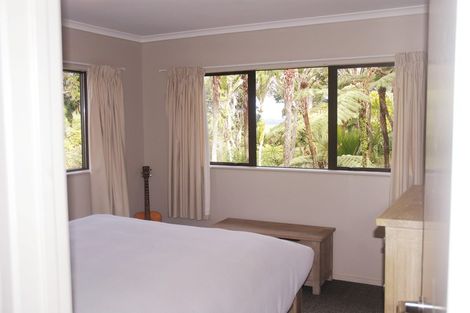 Photo of property in 45 Jonkers Road, Waitakere, Henderson, 0782