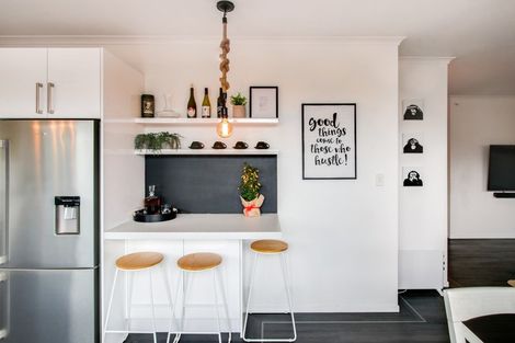 Photo of property in 22a Kauri Street, Taradale, Napier, 4112