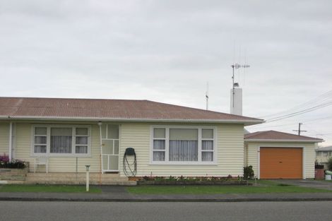 Photo of property in 35 Parker Avenue, Levin, 5510
