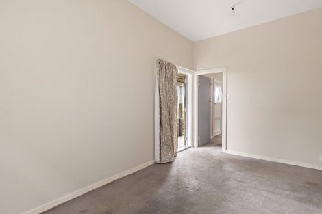 Photo of property in 22 Albert Street, Island Bay, Wellington, 6023