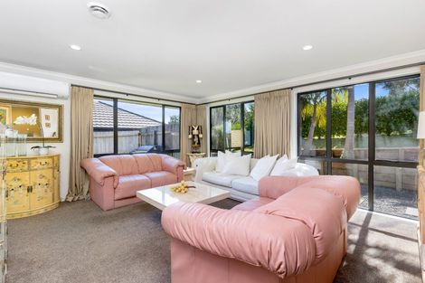 Photo of property in 72 Kittiwake Drive, Schnapper Rock, Auckland, 0632