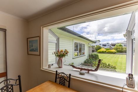 Photo of property in 61 Racecourse Road, Waipukurau, 4200