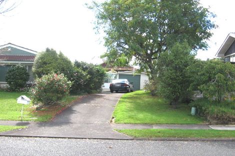 Photo of property in 3 Pinero Place, Bucklands Beach, Auckland, 2014