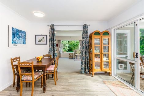 Photo of property in 8a Fleetwood Grove, Waikanae, 5036