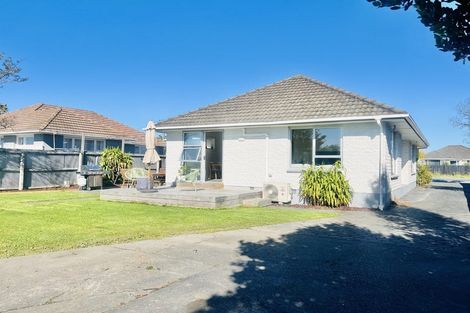 Photo of property in 176 Marshland Road, Shirley, Christchurch, 8061