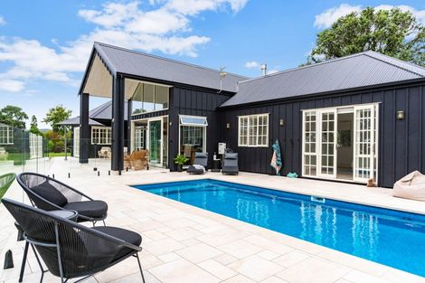 Photo of property in 615 Cove Road, Waipu, 0582