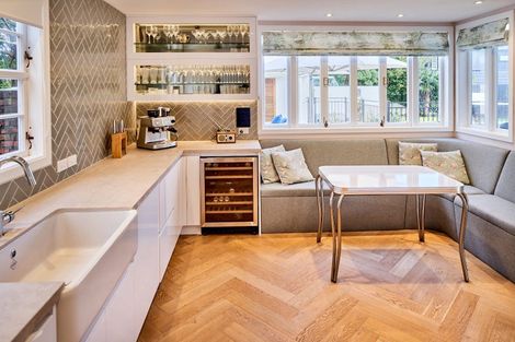 Photo of property in 25 Cheviot Road, Lowry Bay, Lower Hutt, 5013