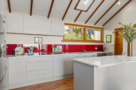 Photo of property in 7 Pentre Terrace, Cashmere, Christchurch, 8022