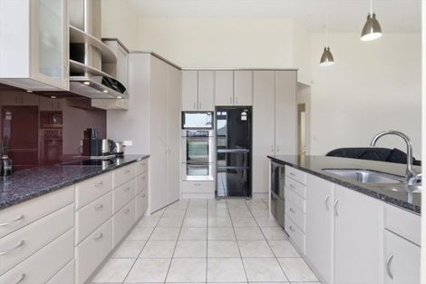 Photo of property in 48 Norm Freeman Drive, Te Puke, 3119