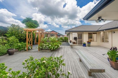 Photo of property in 157 Kilkenny Drive, East Tamaki Heights, Auckland, 2016