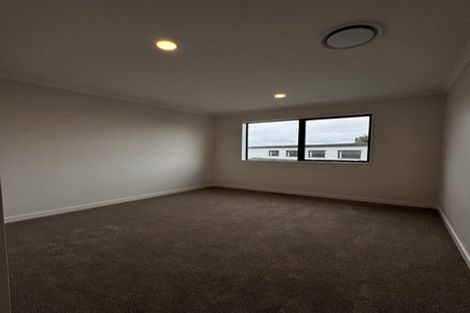 Photo of property in 3 Kikorangi Drive, Wainui, 0992