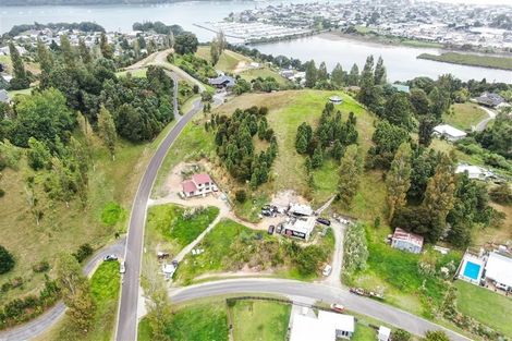 Photo of property in 18 Manuka Drive, Whangamata, 3691