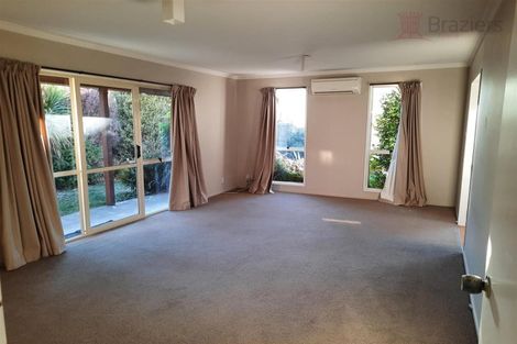 Photo of property in 48 Karnak Crescent, Russley, Christchurch, 8042