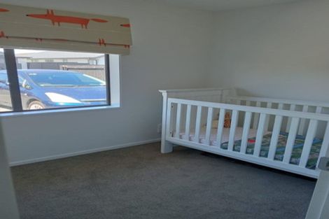 Photo of property in 7 Arosa Place, Parklands, Christchurch, 8083