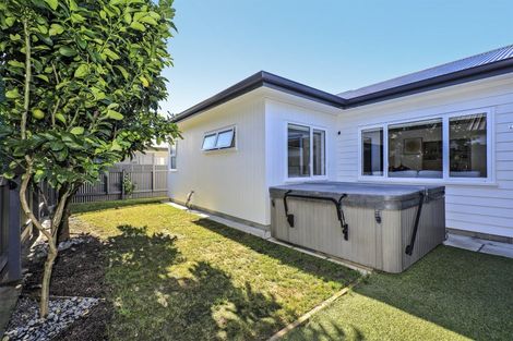 Photo of property in 27a Warwick Crescent, Taradale, Napier, 4112