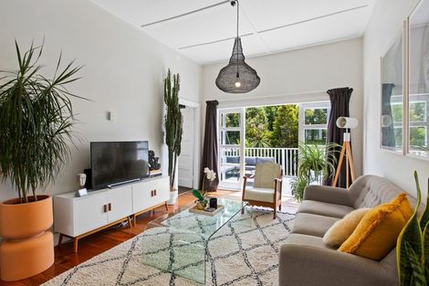 Photo of property in 1/55 Rosier Road, Glen Eden, Auckland, 0602