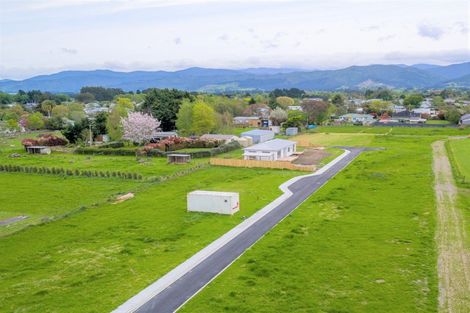 Photo of property in 17a Madison Street, Carterton, 5713