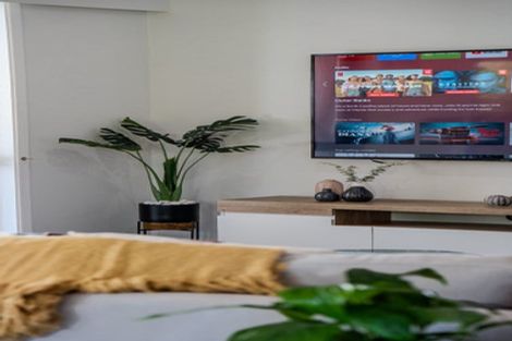 Photo of property in 5 Silverwood Place, Hornby, Christchurch, 8042