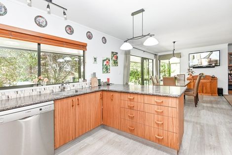 Photo of property in 96 Thompson Road, Twyford, Hastings, 4175