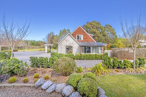 Photo of property in 519 Avonhead Road, Avonhead, Christchurch, 8042