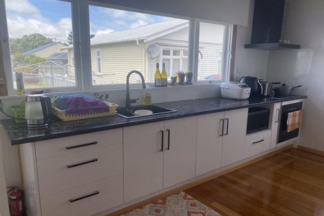 Photo of property in 22 Kauri Street, Miramar, Wellington, 6022