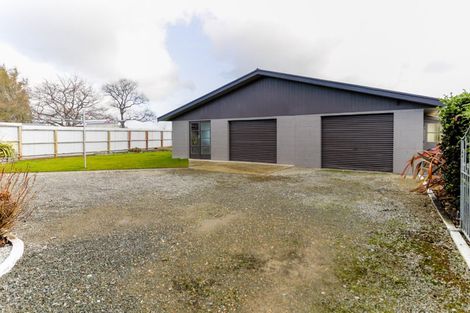 Photo of property in 24 Great North Road, Winton, 9720