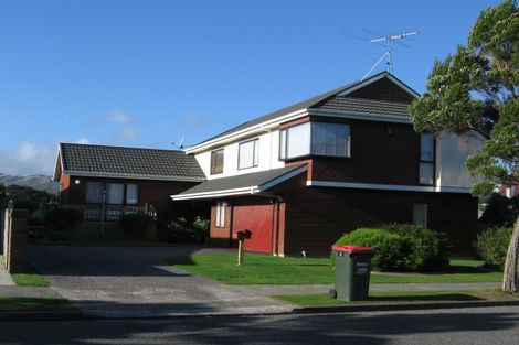 Photo of property in 36 Burbank Crescent, Churton Park, Wellington, 6037