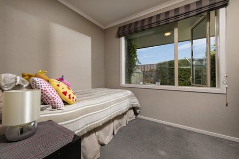 Photo of property in 2 Mckellar Court, Cromwell, 9310