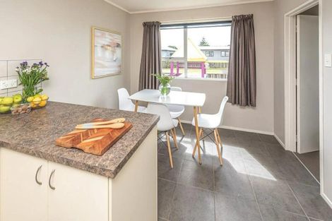 Photo of property in 4a Tainui Street, Castlecliff, Whanganui, 4501