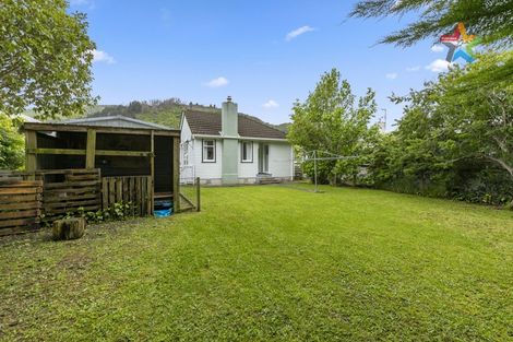 Photo of property in 8 Heath Street, Wainuiomata, Lower Hutt, 5014
