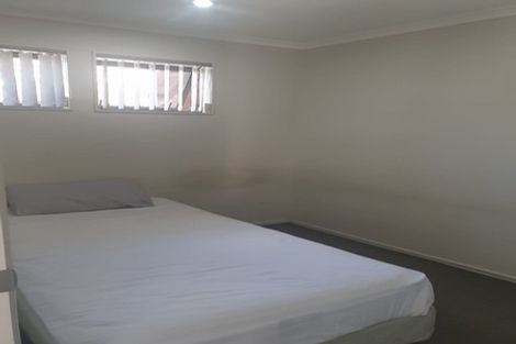 Photo of property in 33 Tarapiroe Avenue, Takanini, 2112