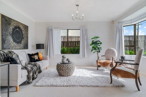 Photo of property in 1/27 King Edward Avenue, Papakura, 2110