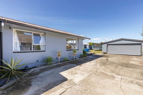 Photo of property in 25 Heathglen Avenue, Parklands, Christchurch, 8083