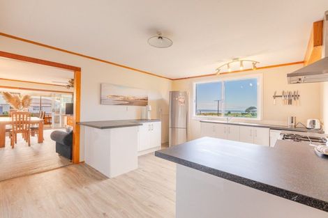 Photo of property in 46 Beach Road, Porangahau, 4293