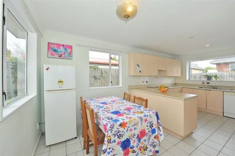 Photo of property in 16 Tika Street, Riccarton, Christchurch, 8041