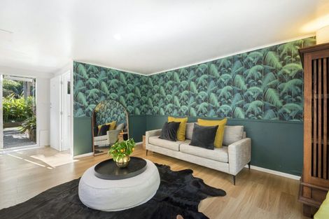 Photo of property in 7 Brussells Place, Birkenhead, Auckland, 0626