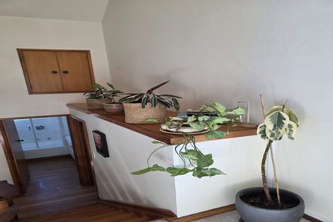 Photo of property in 11 Cannon Street, Westown, New Plymouth, 4310