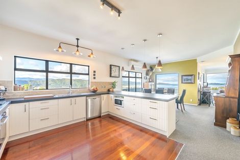 Photo of property in 117 Normandale Road, Normandale, Lower Hutt, 5010