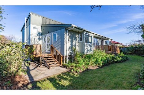 Photo of property in 85 Palmers Road, New Brighton, Christchurch, 8083