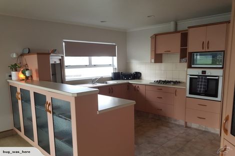 Photo of property in 1/4 Rangitake Drive, Spotswood, New Plymouth, 4310