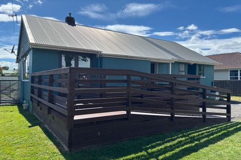 Photo of property in 15 Seddon Street, Takaro, Palmerston North, 4412