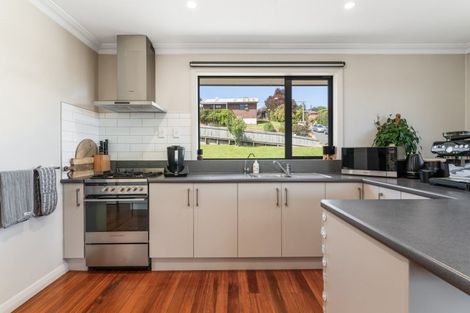 Photo of property in 90 Main South Road, Green Island, Dunedin, 9018