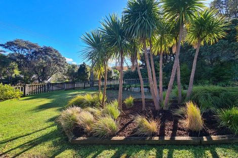 Photo of property in 70 Driving Creek Road, Coromandel, 3506